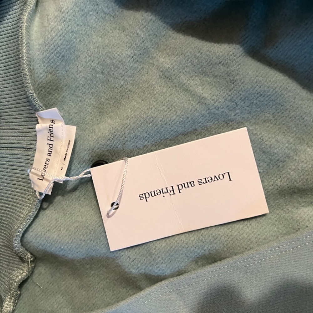 NWT CROP SWEATSHIRT - Picture 2 of 2